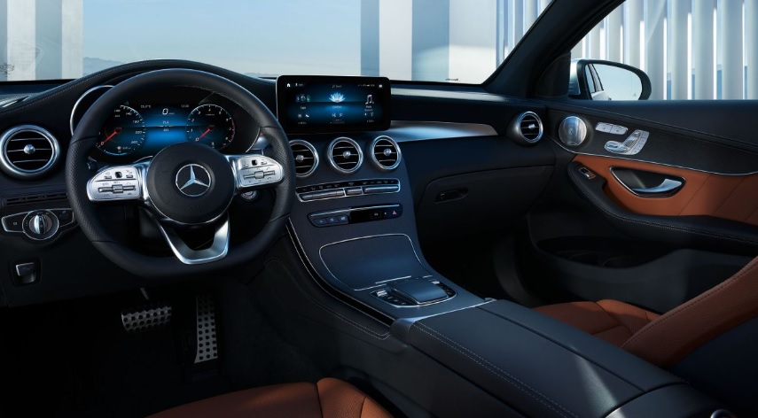 2020 Mercedes GLC 300d 2.0 4Matic 245 HP AMG 9G-Tronic Özellikleri - bagajhacmi.com