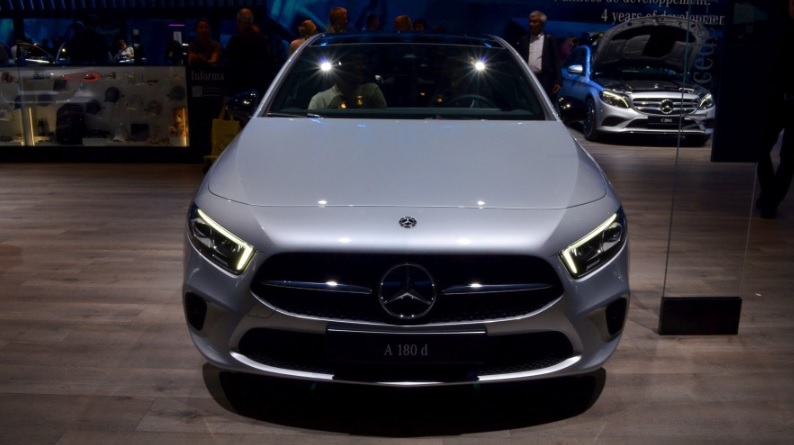 2019 Mercedes A Serisi A180d 1.5 116 Beygir AMG DCT Teknik Verileri